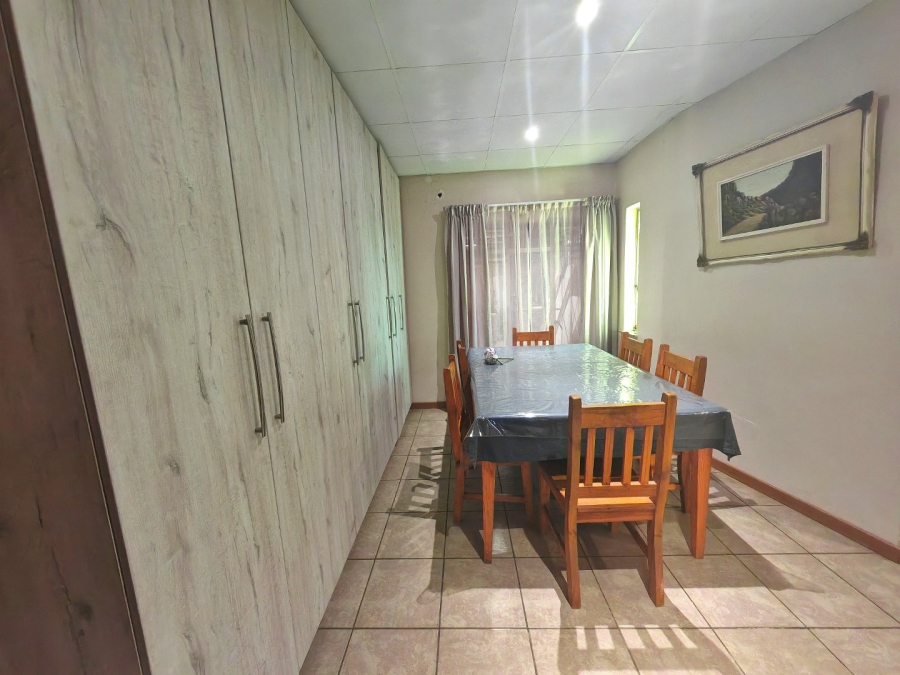 3 Bedroom Property for Sale in Uitsig Free State